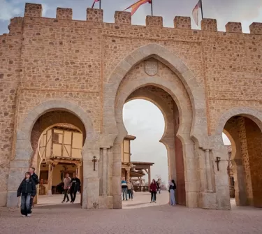 Entrada del parque Puy du Fou España