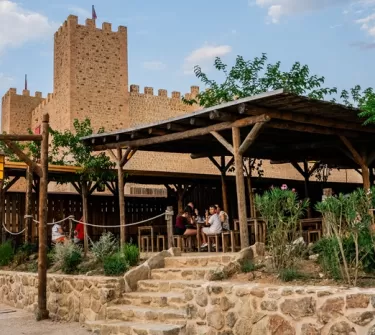 Área de picnic Puy du Fou España cerca del castillo