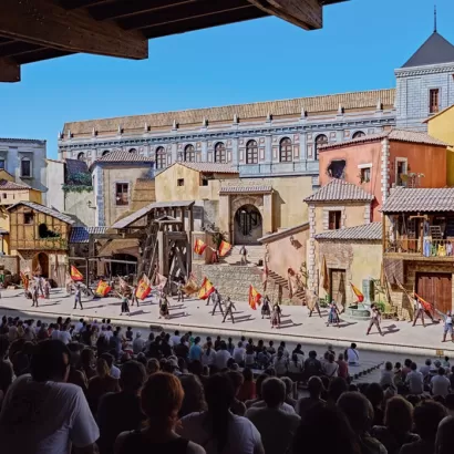 Tribuna del espectáculo El Tambor de la Libertad en Puy du Fou España