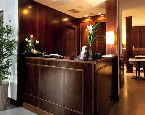 Hotel_Sercotel_Imperial_recepción