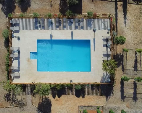 Miluna_Open_Rooms_piscina Miluna_Open_Rooms_piscina