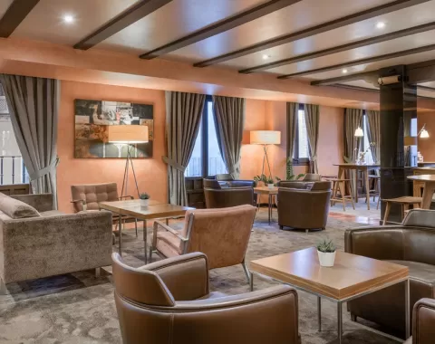 AC_Hotel_Toledo_recepción