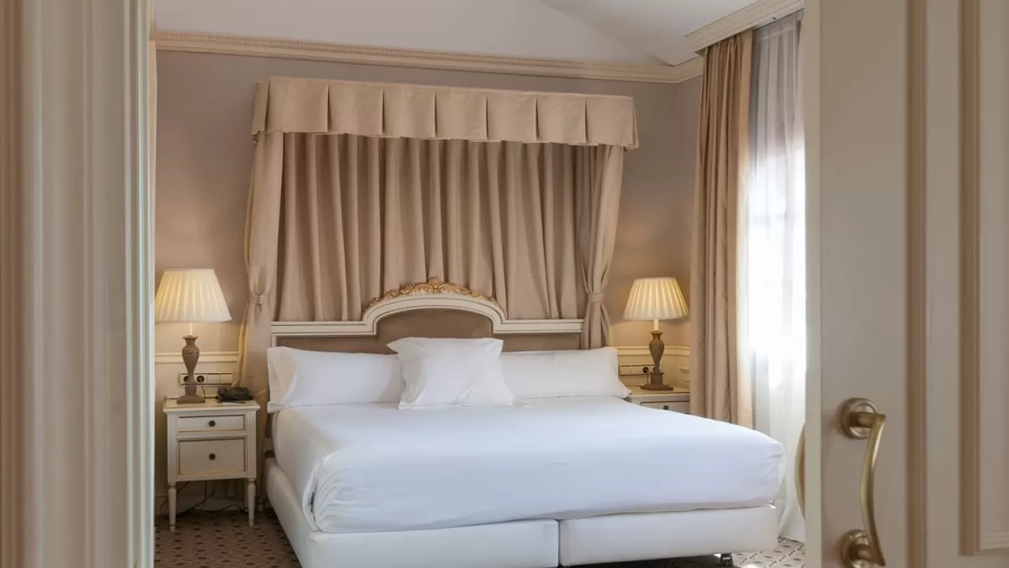 Ventajas reservar Hotel Puy du Fou España