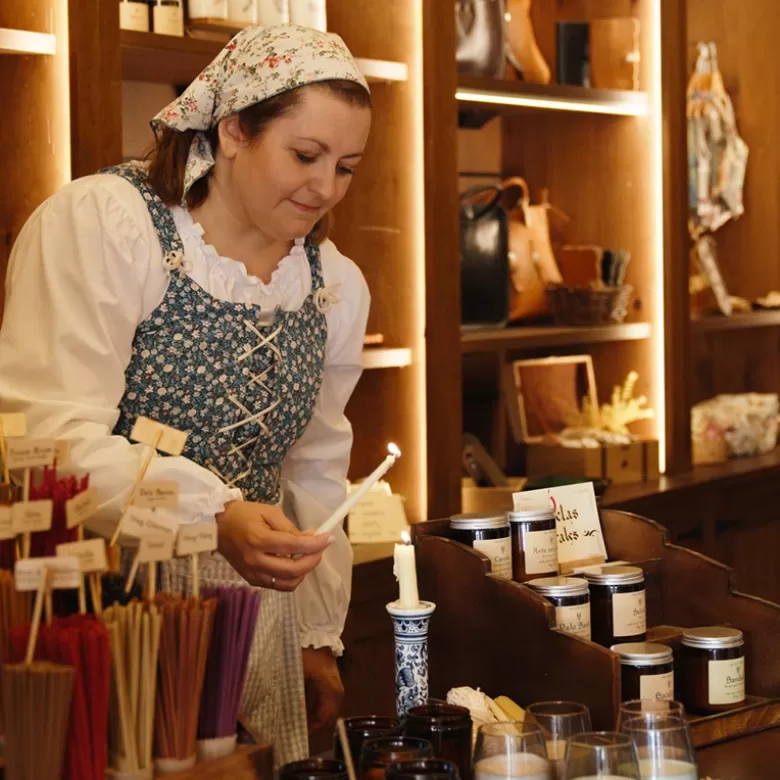Artesanos Puestos y Talleres Puy du Fou España