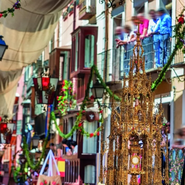 ¿Qué es el Corpus Christi y por qué se celebra en Toledo?