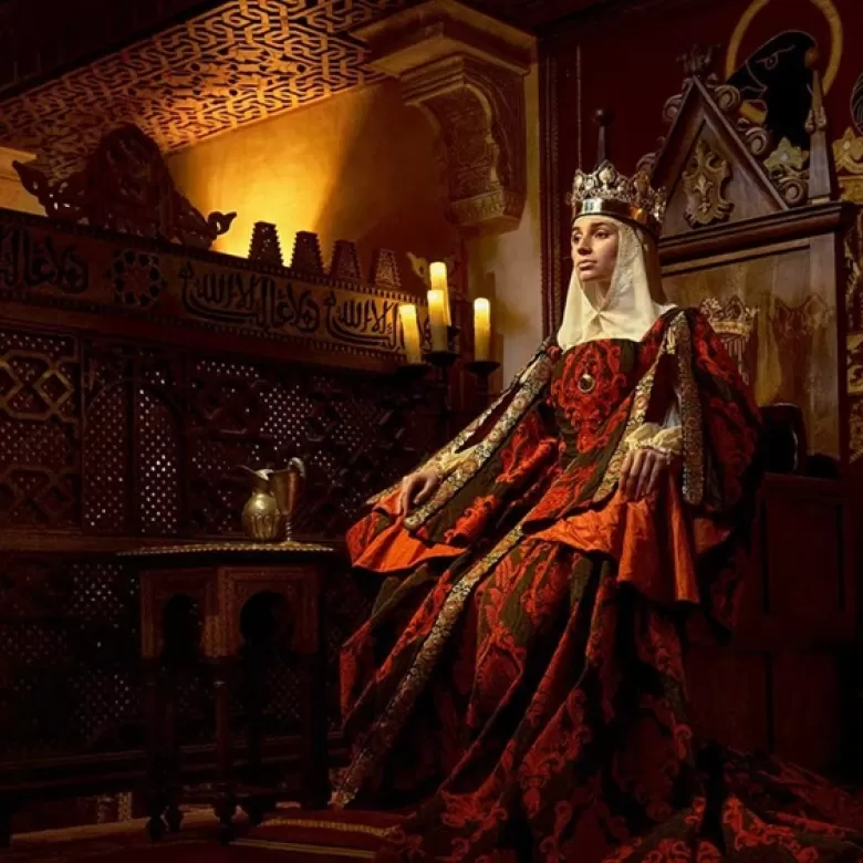 Reina Isabel la Católica en su trono