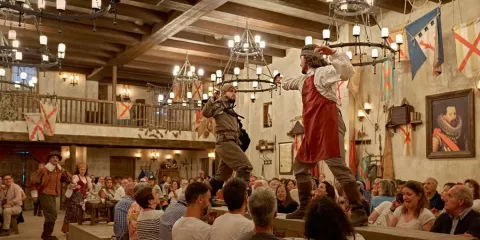 El Bodegón del Capitán en Puy du Fou España