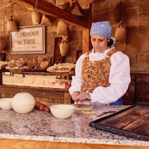 El Obrador de Santo Tomé - Puy du Fou España El Obrador de Santo Tomé - Puy du Fou España