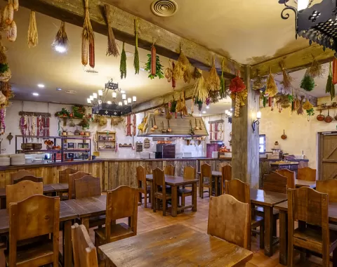 Restaurante El Mesón de Carlomagno Restaurante El Mesón de Carlomagno