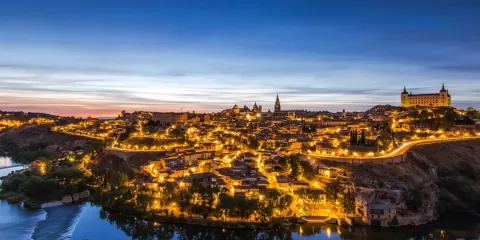 Vista nocturna de Toledo desde el Mirador del Valle